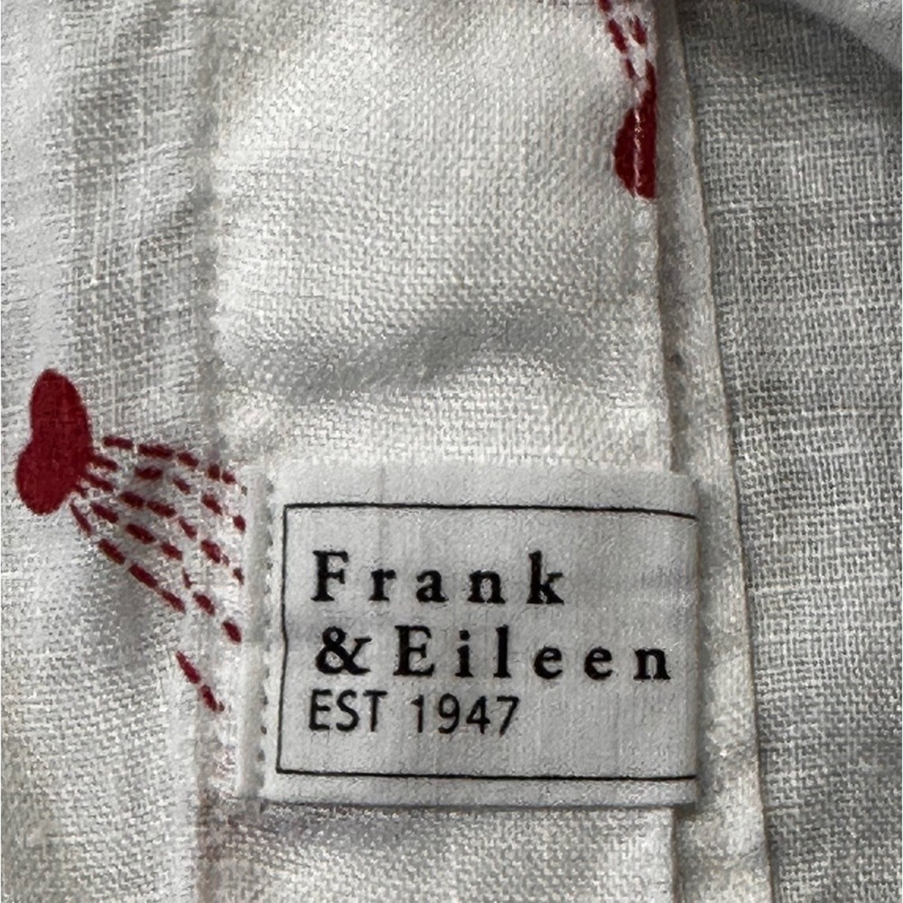Frank & Eileen Size Small Finibar White & Red Shooting Hearts linen buttondown - Picture 11 of 16